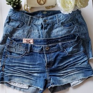 2 Bundles of chic shorts.